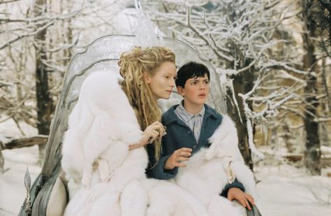 Pictures & Photos of Tilda Swinton - IMDb Skandar Keynes, Narnia Movies, Narnia 3, William Moseley, Edmund Pevensie, Georgie Henley, Female Villains, Prince Caspian, Buku Harry Potter