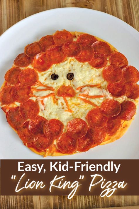 This easy idea for a "Lion King" themed pizza will be a family-friendly hit. Your kids will have a great time helping create it! The Lion King Dinner Ideas, Lion Food Ideas, Lion Snacks For Kids, Lion King Theme Food Ideas, Lion Themed Food, Animal Themed Snacks For Kids, Lion King Dinner Ideas, Lion King Movie Night Food, Lion King Dinner And A Movie