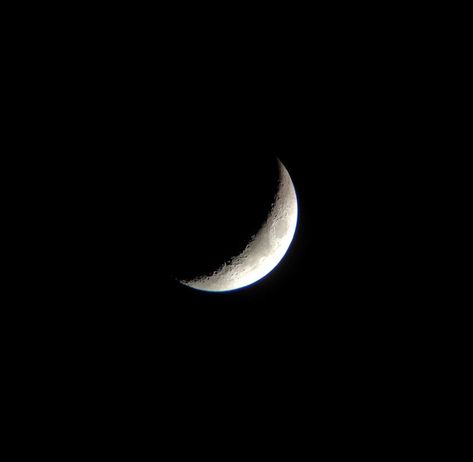 November 17 — Moon in the waxing crescent phase. Waxing Crescent Phase, Waxing Crescent Moon, Moon In Aries, Visual Vocabulary, Phone Things, Emergency Nursing, Moon Lovers, November 17, Wallpaper Ideas