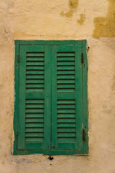 Kolkata Architecture, Architecture Sketching, Gozo Island, Green Window, Green Front Doors, Green Windows, Vintage Window, Vera Cruz, Green Screen Video Backgrounds