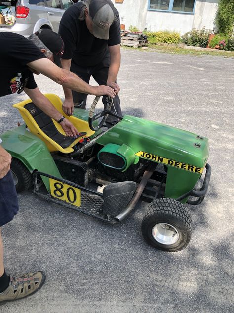 Race Mower, Racing Mower, Lawn Mower Racing, Lawn Tractors, Shop Projects, Lawn Tractor, Car Guys, Race Car, Lawn Mower