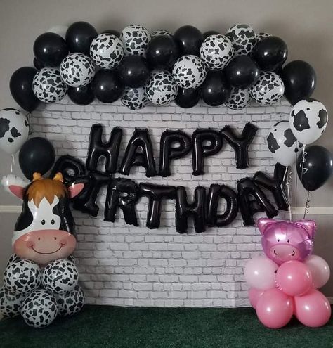 Cow Backdrop, Holy Cow Im One, Cow Farm, 1 Birthday, Balloon Backdrop, Pretty Party, Farm Theme, Holy Cow, 1st Birthday Parties