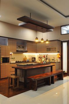 Simple Kitchen Design, Indian Home Design, Indian Home Interior, Interior Design Your Home, House Floor Design, Personalized Home Decor, Kitchen Interior Design Decor, Kitchen Design Plans, House Design Kitchen