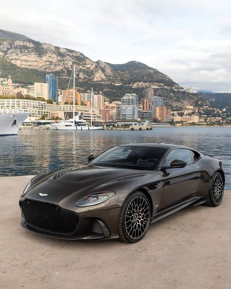 Aston Dbs, Aston Martin Dbs Superleggera, Aston Martin Lagonda, Luxury Car Brands, Aston Martin Dbs, Aston Martin Vanquish, Top Luxury Cars, Super Luxury Cars, Car Brand