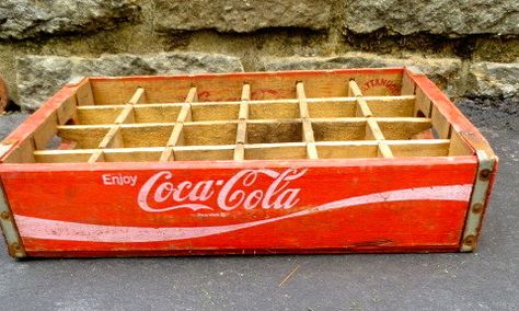 Vintage Wood Crate Coke Crate  Soda Crate by oZdOinGItagaiN, $40.00 Vintage Cola, Wooden Crate Boxes, Old Crates, Art Supplies Storage, Vintage Coca Cola, White Storage, Chippy Paint, Coca Cola Vintage, Wood Crates