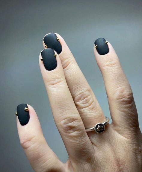 nail art Black Nails Nail Art, Mens Nails, Makeup Nails Art, Minimal Nails, Nail Art Ideas, Minimalist Nails, Funky Nails, Dope Nails, Cool Nail Art