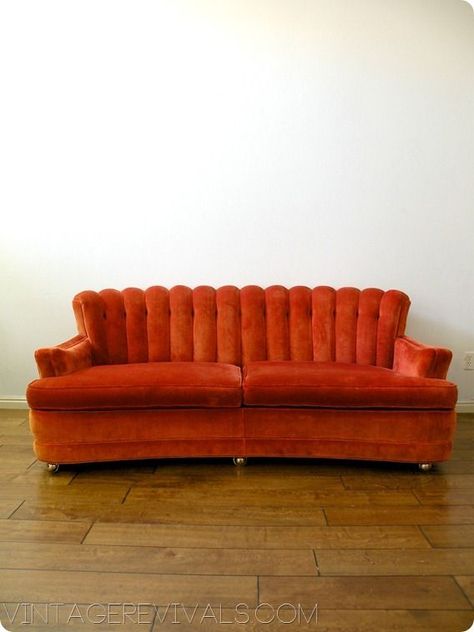 Vintage Tufted Velvet Couch @ Vintage Revivals U Couch, Retro Couch, Orange Couch, Vintage Couch, Farmhouse Side Table, Velvet Couch, Vintage Revival, Style Deco, Fireplace Makeover