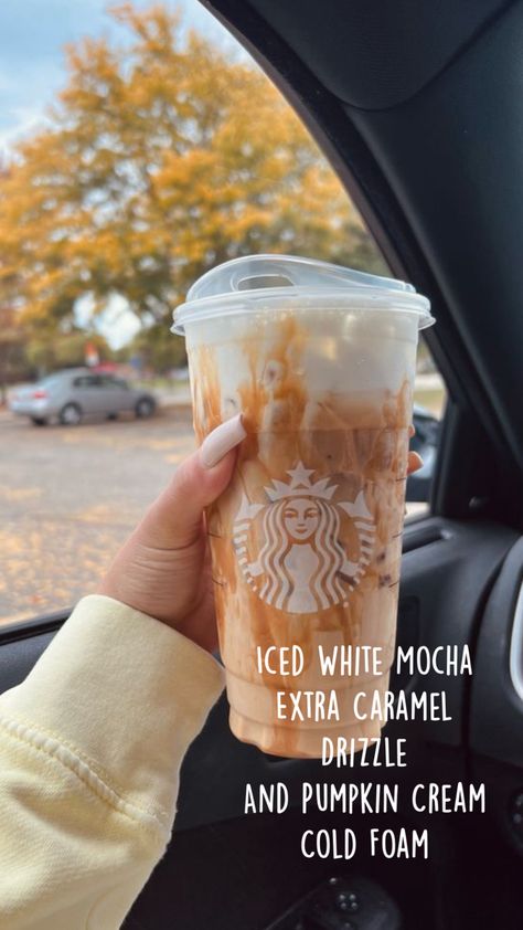 Fall Starbucks Drinks Recipe, Fall Starbucks, Starbucks Fall Drinks, Starbucks Drink Menu, Starbucks Hacks, Starbucks Secret Menu Recipes, Cold Starbucks Drinks, Starbucks Drinks Diy, Best Iced Coffee