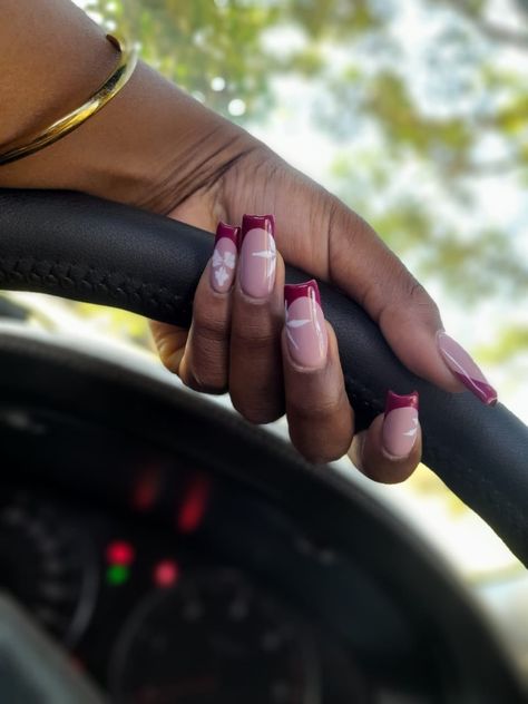 French Nails With Pink Base, Nails With Pink Base, Maroon French Tips, French Nails With Pink, French Long Nails, Bordeaux Nails, French Bordeaux, Nails With Pink, French Top