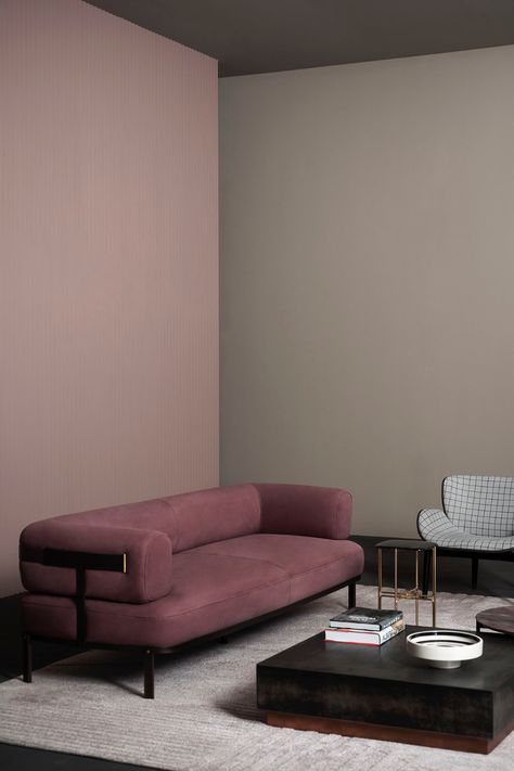 Belt leather sofa | Baxter Baxter Furniture, Baxter Sofa, Vincenzo De Cotiis, Design Del Prodotto, Milan Design Week, Small Tables, Upholstered Furniture, 인테리어 디자인, Italian Design