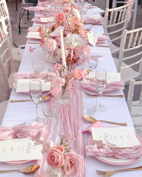 Slide to see butterflies flutter, bringing joy with their whimsical flight, a delightful sight at the butterfly themed baby shower tablescape created by us 🦋 👉 DMs to sprinkle some magic on your next event! #eventdecor #babyshower #picnictable #tablescape #babyshowerideas Pink Party Tables, Pink Tablescape, Butterfly Theme Party, Pink Party Theme, Dinner Party Decorations, Outside Baby Showers, Birthday Dinner Party, Bridal Shower Tables, Garden Party Birthday