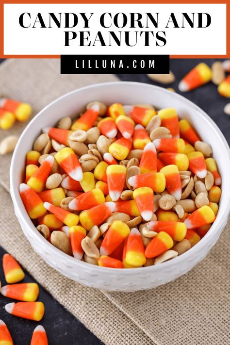 Candy Corn and Peanuts is a delicious fall mix perfect for snacking. It tastes like a delicious Payday Candy Bar! #candycorn #peanuts #snackmix #payday Peanuts And Candy Corn Recipe, Candy Corn And Peanuts Recipe, Payday Recipe, Peanuts And Candy Corn, Candy Corn Mix, Payday Candy, Candy Corn Recipe, Payday Candy Bar, Easy Snack Mix