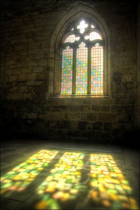 Port Seton Collegiate Church, Scotland. Stained Glass Lighting, Stained Glass Windows Church, Church Aesthetic, Church Window, Stained Glass Church, Stained Glass Light, زجاج ملون, Church Windows, Wow Art