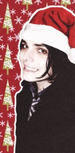 Gerarddddddd Mcr Christmas Wallpaper, Mcr Pfp Aesthetic, My Chemical Romance Christmas, Mcr Christmas Pfp, Gerard Way Christmas, Emo Christmas Wallpaper, Mcr Christmas, Gee Way, Mcr Gerard