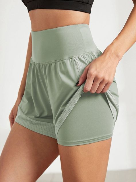 Cute Workout Outfits Shorts, Mountain Outfits, Yoga Shorts Outfit, Workout Shorts Outfit, Lululemon Outfit, Workout Shorts Women, Cute Workout Outfits, Sports Shorts Women, Workout Fits