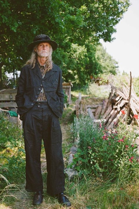 Saint Laurent Shirt, Plastic Girl, Bohemian Style Men, 2024 Menswear, Dark Suit, Guy Fits, Goth Look, Leather Apron, Gardening Outfit