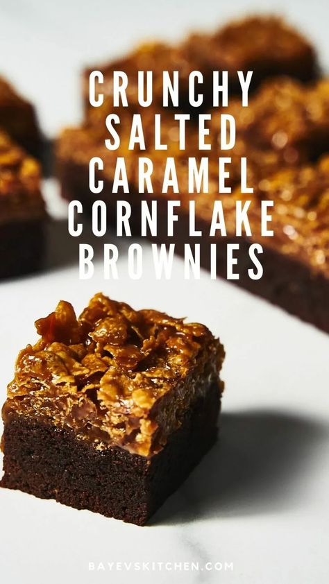 Salted Caramel Crunchy Corn Flake Brownies are the perfect delicacy of a chocolate brownie covered in a layer of caramel and crunchy corn flakes.The base is a rich, fudgey brownie base made with dark chocolate and topped with cocoa powder. Salted Caramel Cornflake Sandwich, Cornflakes Brownies, Corn Flake Candy, Corn Flake Recipes, Crunchy Caramel, Corn Flake Cookies, Caramel Cornflake Brownies, Cornflake Millionaire, Cornflake Chocolate