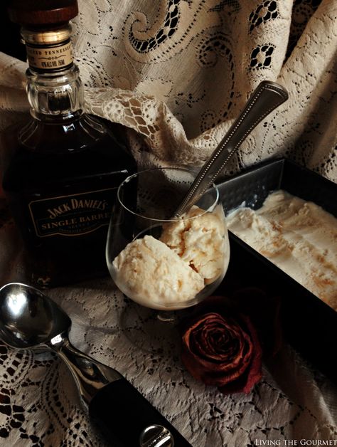 Whiskey Ice Cream, Come Out And Play, Whiskey Ice, Gelato Ice Cream, Vegan Caramel, Frozen Dessert Recipe, Sorbet Recipes, No Churn Ice Cream, Tennessee Whiskey