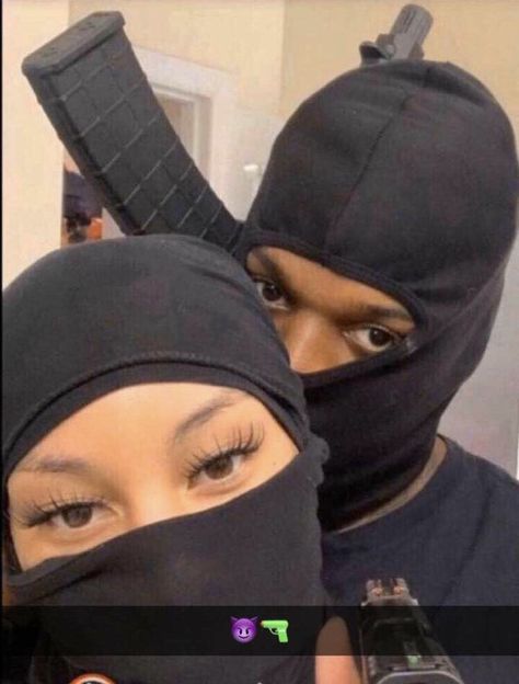 Gangsta Relationship, Ski Mask Couple, Couple Gang, Gangster Couple, Gangsta Couple, Tryna Recreate, Pics Poses, Interacial Couples, Couple Goals Teenagers Pictures