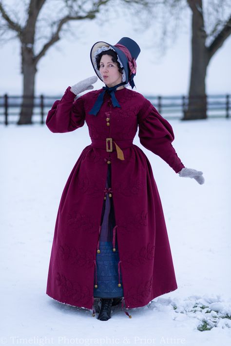 1840s Winter Fashion, 1830s Fashion Poor, A Christmas Carol Costumes, Dickens Fair Costume, 1835 Fashion, Victorian Winter Fashion, 1800s Womens Fashion, Belle Epoque Fashion, 1830s Fashion