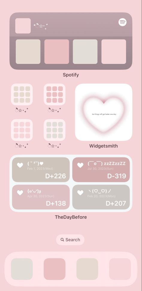 Pastel Pink Phone Theme, Girly Widget Iphone Ideas, Light Pink Homescreen Ideas, Pink Iphone Layout Aesthetic, Pink Iphone Layout Homescreen, Iphone Layouts Aesthetic, Ios Pink Layout, Pink Phone Theme Ideas, Iphone App Design Pink