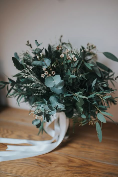 Foliage Bridal Bouquet, Foliage Bridesmaid Bouquet, Foliage Wedding Bouquet, Wedding Winter Bouquets, Foliage Bouquet Wedding, Winter Bouquet Wedding, Green Bouquet Wedding, Bridal Bouquet Winter, Foliage Wedding Decor