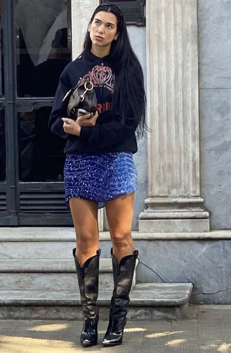 Dua Lipa Concert Outfit Ideas, Dua Lipa Concert Outfit, Dua Lipa Fashion, Dua Lipa Street Style, Dua Lipa Outfits, Stylist Moodboard, Dua Lipa Concert, She Looks So Perfect, Girl Fashion Style