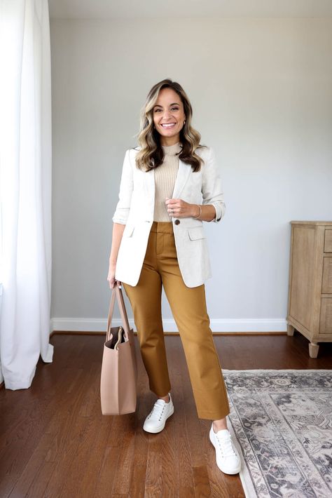 Outfits for Work with Sneakers - Pumps & Push Ups