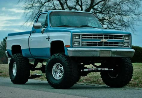 Blue Square Body Chevy, Pretty Trucks, Chevy K30, Square Body Chevy, 87 Chevy Truck, Hot Trucks, Trucks Lifted Diesel, Future Trucks, Dream Trucks