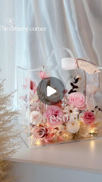 the dreamy * dried flower on Instagram: "with right people, you are in love ❤️

Preserved flower 

————-
the dreamy - Driedflower shop

#thedreamy #preservedflower #hoakho" How To Preserve Flowers, Dried Flower, Dried Flowers, In Love, Flowers, On Instagram, Instagram