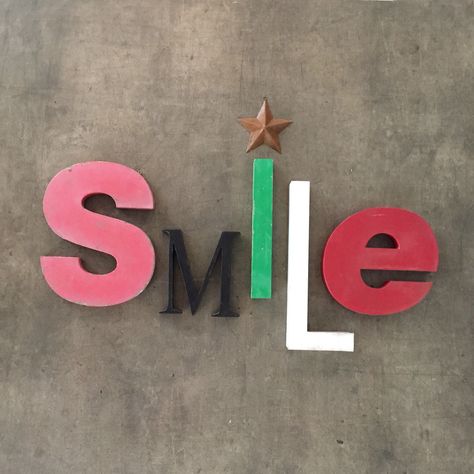 Plaques Ideas, Smiley Face Gifts, Sticks And Stones, Name Plaques, Diy Projects To Try, Smiley Face, Interior Spaces, Smiley, Projects To Try