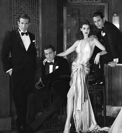 old hollywood glamour Ryan Reynolds Jake Gyllenhaal, Jake Gyllenhaal Anne Hathaway, Oud Hollywood, Annie Leibovitz Photography, Dane Dehaan, Old Hollywood Style, Septième Art, Annie Leibovitz, Lauren Bacall