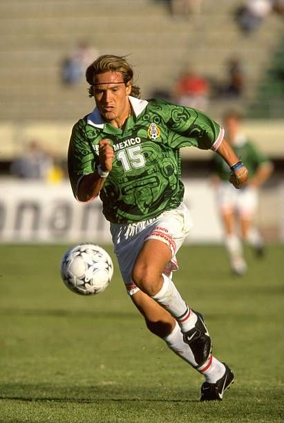 Mexico Football Team, Hugo Sanchez, Mexico National Team, Mexico Soccer, Player Football, Football Photography, Association Football, Soccer Match, Soccer Goal