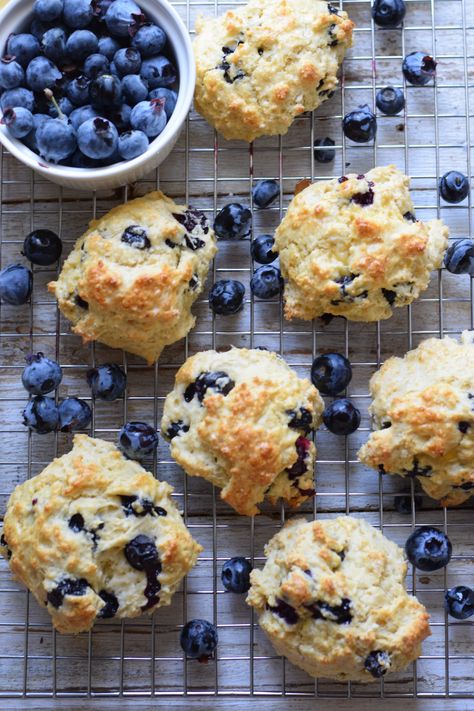 Quick Blueberry Recipes, Blueberry Scone Recipes, Easy Drop Scones Recipe, Savory Blueberry Recipes Dinners, Small Batch Scones, Blueberry Bannock, Blueberry Baking Recipes, Blueberry Drop Scones, Easy Blueberry Recipes