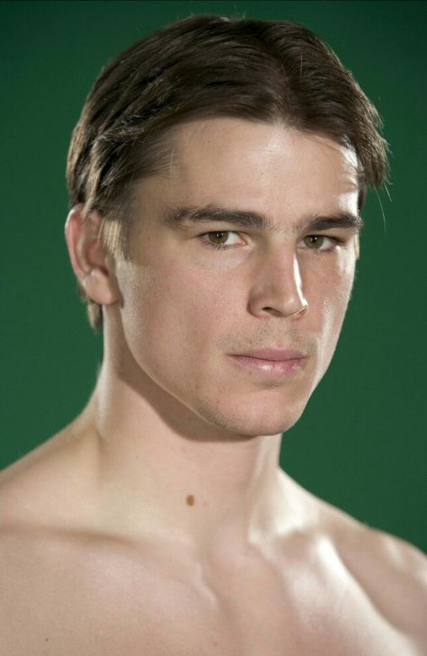 Josh Hartnett Gif, Josh Harnett, Wes Bentley, One For The Money, Josh Hartnett, Male Celebs, Hot Dads, Gif, Quick Saves