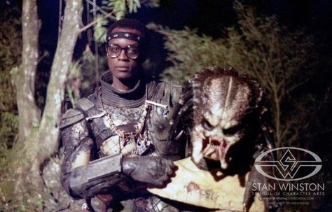 Kevin Peter Hall  #Predator Predator 1987, Harry And The Hendersons, Predator Movie, Alien Vs Predator, Black Actors, Alien Vs, Arnold Schwarzenegger, Scene Photo, Bad Timing