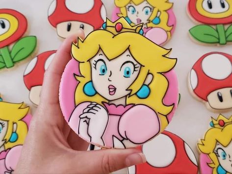 Princess Peach Cookies, Princess Peach Party, Peach Birthday, Peach Cookies, Mario Cake, Peach Party, Princesa Peach, Grad Parties, Royal Icing