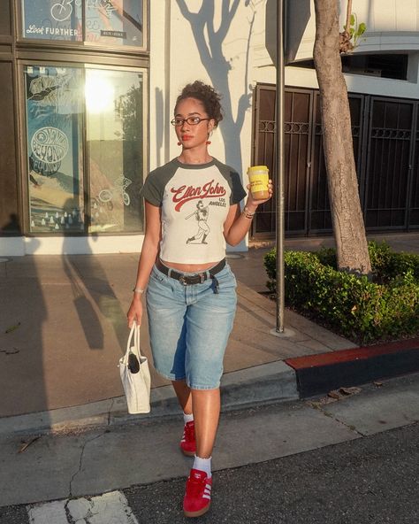 Lala Baptiste | Farmers market date? 💐 | Instagram Farmers Market Date, Lala Baptiste, Fem Fits, Farmers Market Outfit, Earthy Outfits, Streetwear Fashion Women, Summer Fits, Cute Swag Outfits, Swaggy Outfits