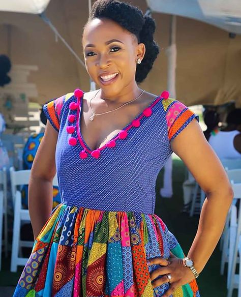 Sweswe Dresses, Seshoeshoe Designs, Seshoeshoe Dresses, South African Traditional Dresses, African Traditional Wear, Shweshwe Dresses, Traditional African Clothing, Traditional Dresses Designs, Best African Dresses