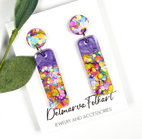 Resin Earrings Ideas, Diy Resin Projects, Thick Coat, Resin Projects, February 3, Short Break, Homemade Jewelry, Diy Resin, March 1