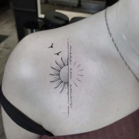 Tattoo Sonne, Sunset Tattoos, Hand Tattoos For Girls, Tasteful Tattoos, Inspiration Tattoo, Sun Tattoos, Tattoos Art, Small Hand Tattoos, Classy Tattoos