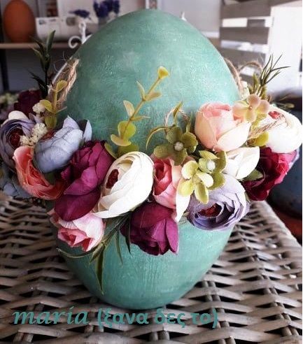 Giant Easter Egg Ideas, Large Easter Egg Decor, Giant Surprise Egg, Panoramic Easter Eggs, Jumbo Easter Eggs, Big Easter Eggs, Easter Egg Ideas, Decorated Easter Eggs, Ceramic Easter