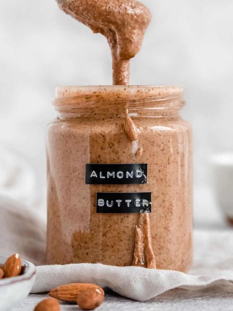 Roasted Almond Butter - Wholefood Soulfood Kitchen Sugar Free Smoothies, Nut Butter Recipes, Homemade Almond Butter, Vegan Dips, Almond Butter Recipes, Roasted Almond, Breakfast Porridge, Healthy Sweet Snacks, Healthy Vegan Breakfast