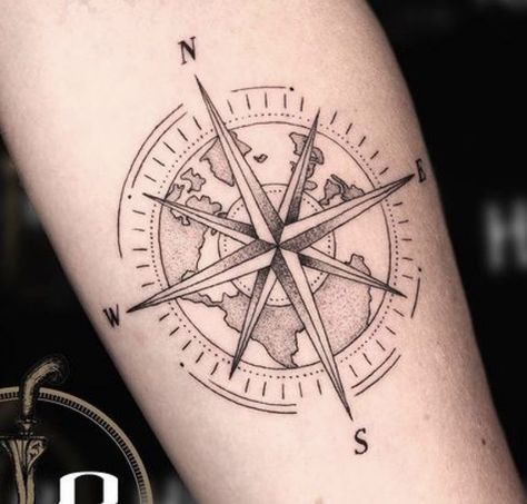 Compass Tattoo Ideas Men, Compass Knee Tattoo Men, Compass Tattoo Men Back, Compass Knee Tattoo, Compas Tattoo Designs Men, Nautical Compass Tattoo Men, Men Compass Tattoo Ideas, Compas Tattoo, Calf Tattoo Ideas