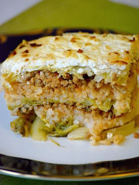 Cabbage Casserole Recipe, Cabbage Casserole Recipes, European Dishes, Hungarian Cuisine, Eastern European Recipes, Hungary Budapest, Cabbage Casserole, Savoy Cabbage, Ukrainian Recipes