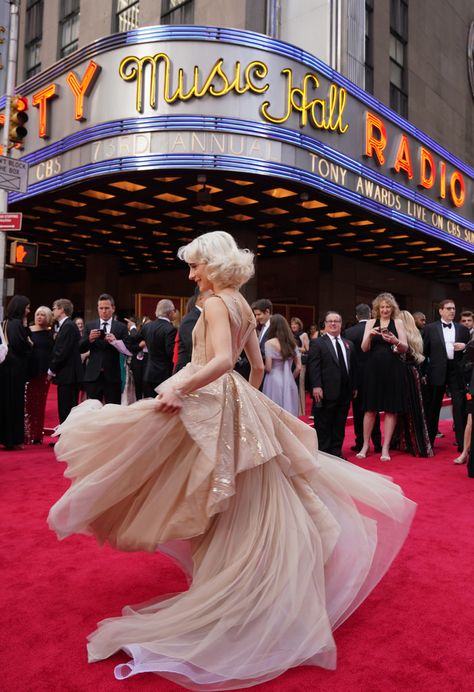 Sophia Anne Caruso at the 73rd Tony Awards Tony Awards Red Carpet, Sophia Anne Caruso, Beetlejuice Cast, Beetlejuice Musical, Theatre Aesthetic, Lydia Beetlejuice, Queen Sophia, Beetlejuice Movie, Tony Award