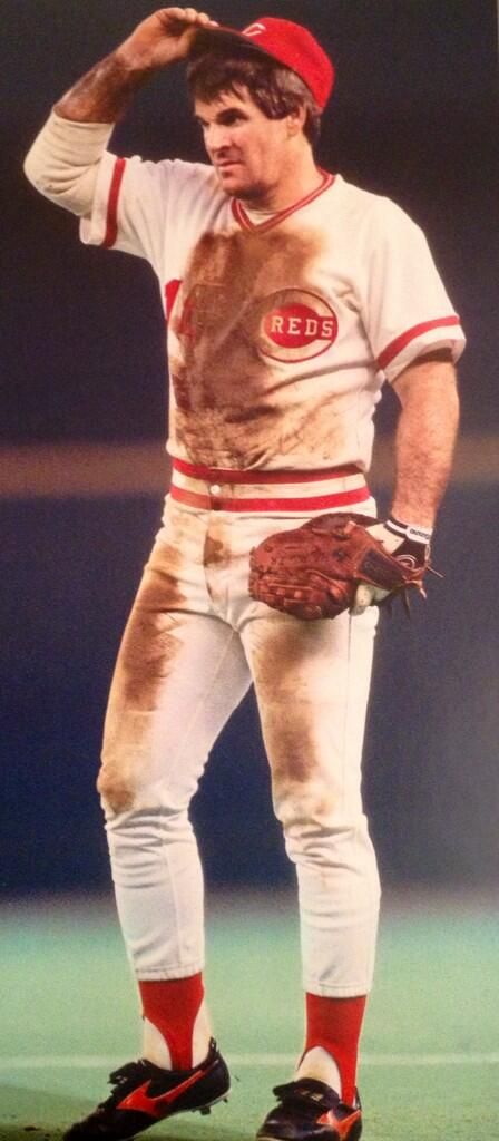 Pete Rose.  He wasn't afraid to get his uniform dirty. Mlb Uniforms, Cincinnati Reds Baseball, Pete Rose, Baseball Pictures, Baseball Boys, Reds Baseball, Mlb Players, Sports Hero, Rose A