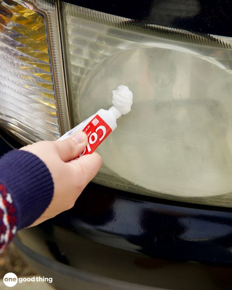 Toothpaste Hacks, Cleaning Headlights On Car, Headlight Cleaner, How To Clean Headlights, Marker Stain, Headlight Restoration, Car Cleaning Hacks, Car Hacks, Summer Decorating Ideas