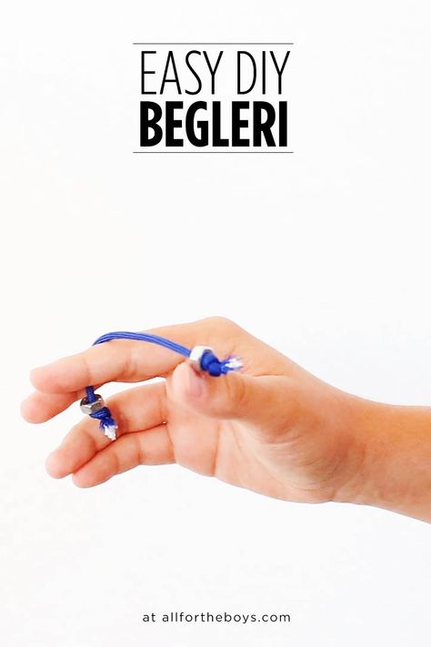 Easy DIY Begleri Fidget Toy — All for the Boys Easy To Make Fidget Toys, Begleri Diy, Diy Figits, Fidget Diy, Flow Toys, Shoebox Project, Homemade Fidget Toys, Cake Boxes Diy, Fidgets Diy