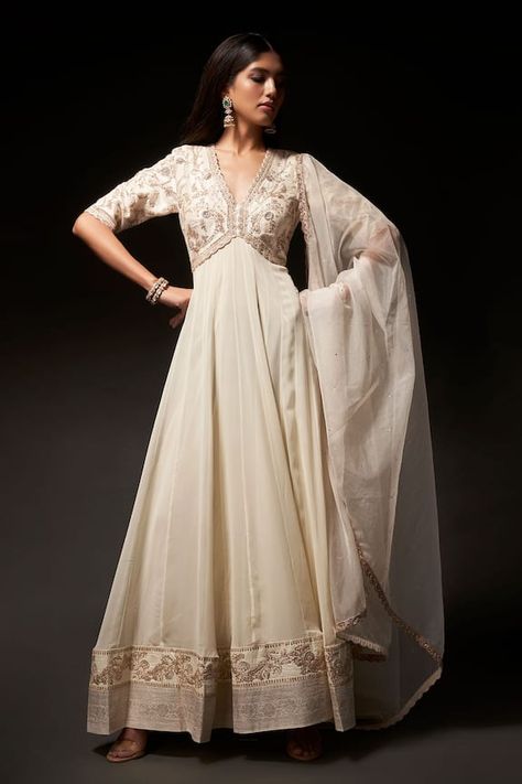 Off White Dresses Indian, Off White Indian Outfits, Half White Anarkali Dress, Dress Stitched From Saree, Off White Anarkali Dress, Off White Dress Indian, Designer Outfits Woman Indian, Wedding Indian Dress For Women, Onam Kurta